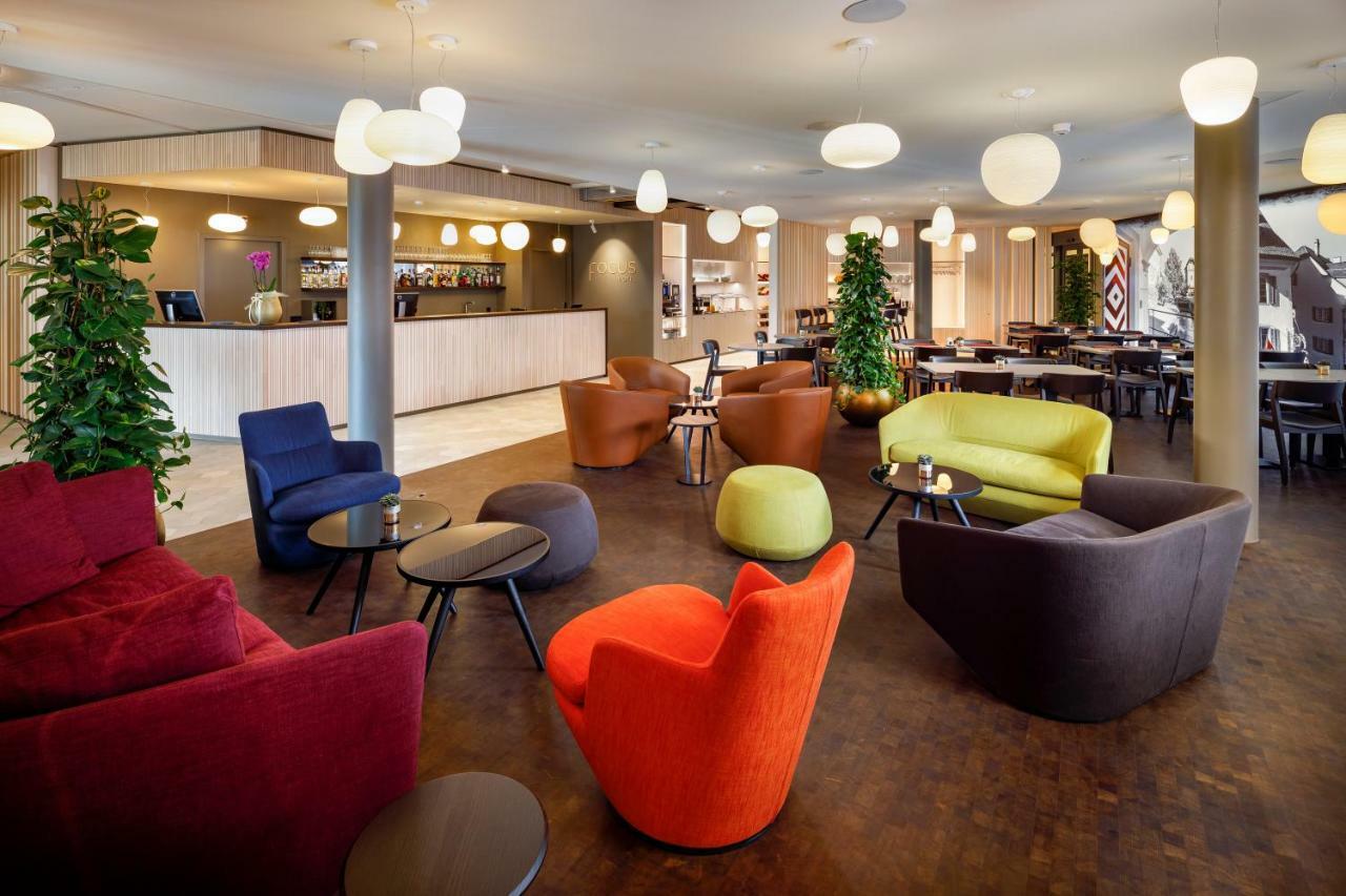 Focus Hotel Сурзее Екстериор снимка